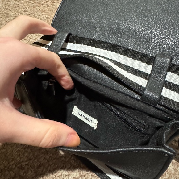 black faux leather belt bag - Picture 8 of 8